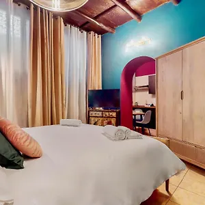 https://rome-apartments.it-romehotels.com