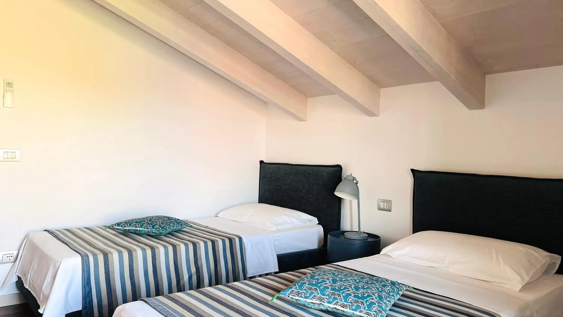 Casa Di Alex | Sirmione Apartment Italy
